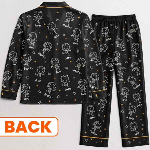 This_Mommy_Belongs_To_Personalized_Pajamas_6.jpg This_Mommy_Belongs_To_Personalized_Pajamas_6.jpg