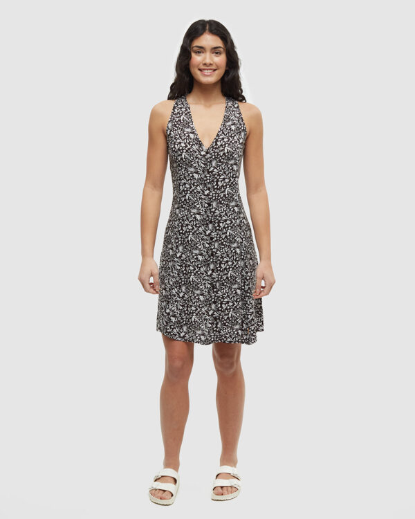 TCW6195-5311_black-flower-EcoWoven-Crepe-Cami-Dress_1.jpg TCW6195-5311_black-flower-EcoWoven-Crepe-Cami-Dress_1.jpg